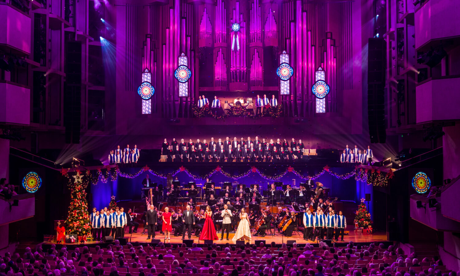 Carolling that feelgood Spirit at QPAC InReview